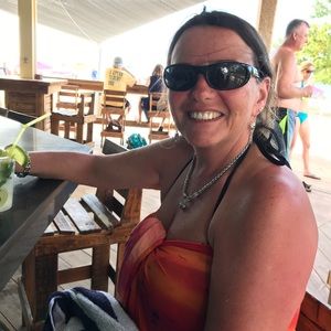 Meet your Posher, Leanne